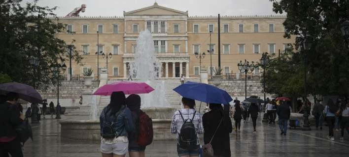 Καλλιάνος: Προειδοποιεί για τις καταιγίδες των επόμενων ημερών -Κακοκαιρία και την Κυριακή [βίντεο]